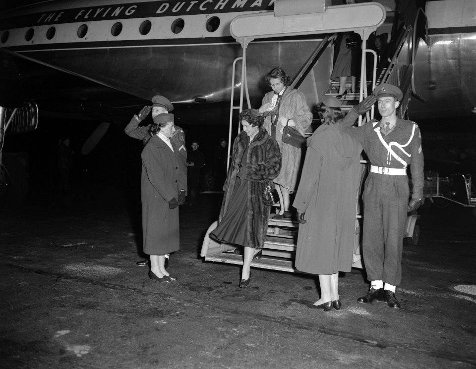 Aankomst Koningin Frederike en Prinses Sophie uit Griekenland op Schiphol, Bestanddeelnr 907-6321