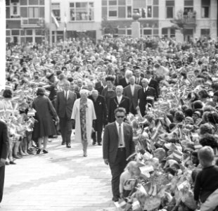 Aankomst koningin Juliana, Bestanddeelnr 917-7980
