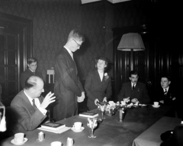Aanbieding Studenten Almanak bij Jacob van Campen, Bestanddeelnr 908-1887