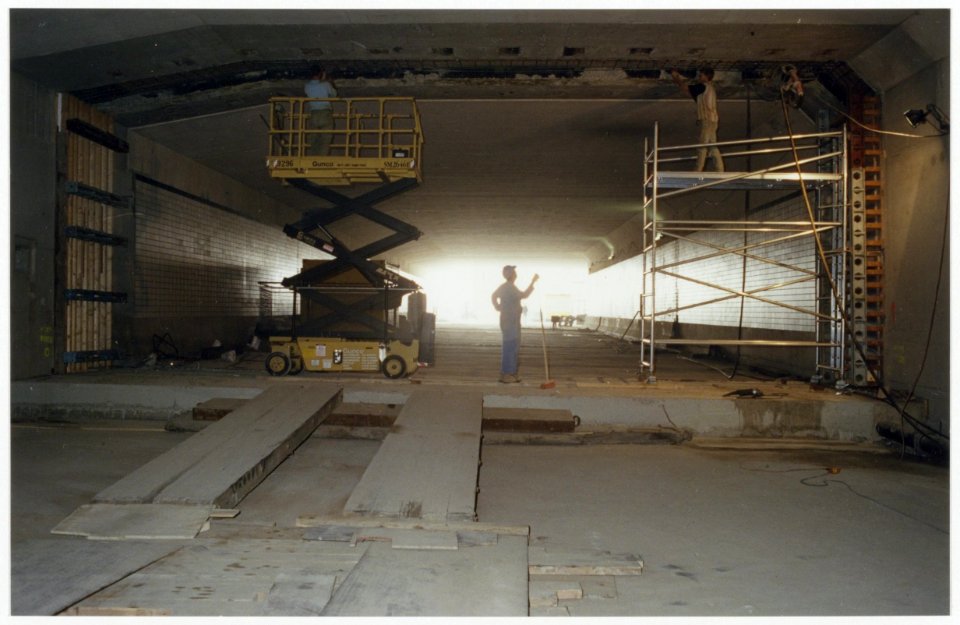 Aan de Zuidzijde van de Wijkertunnel tijdens de bouw. NL-HlmNHA 54036143