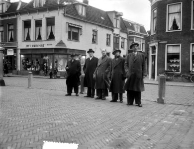 Aanbieding klokkespel in Nijkerk, Bestanddeelnr 906-1061