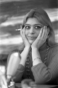 Aankomst Melina Mercouri . Melina Mercouri, Bestanddeelnr 921-3506