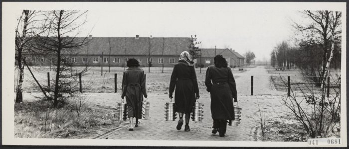 Aan het in orde brengen van de kampen voor de Ambonese militairen en hun gezinne, Bestanddeelnr 041-0681