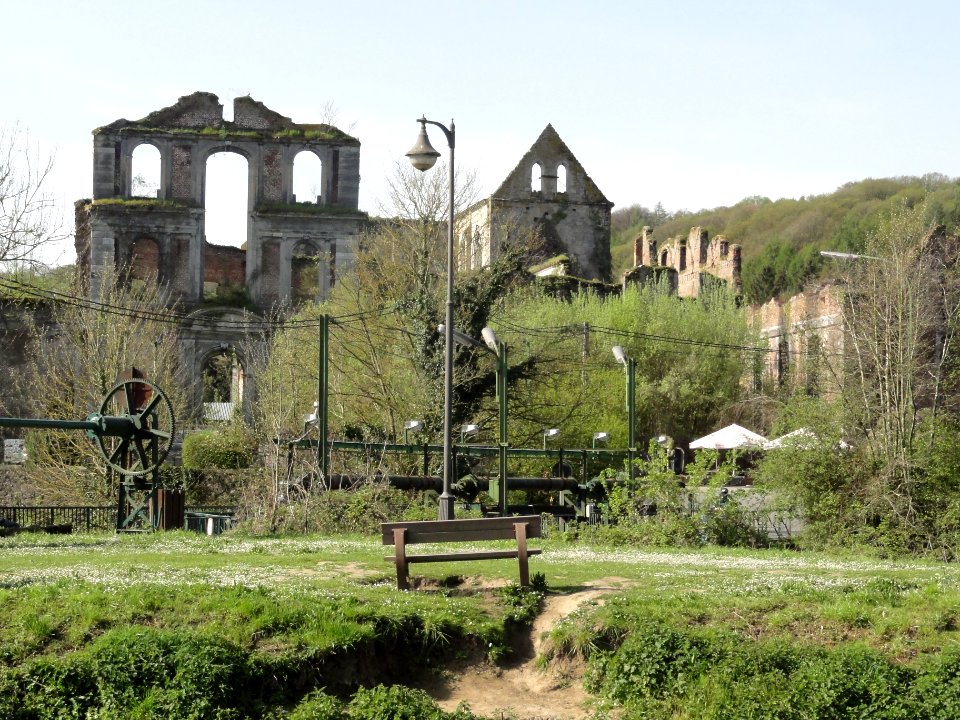 Abbaye d'Aulne vue du nord