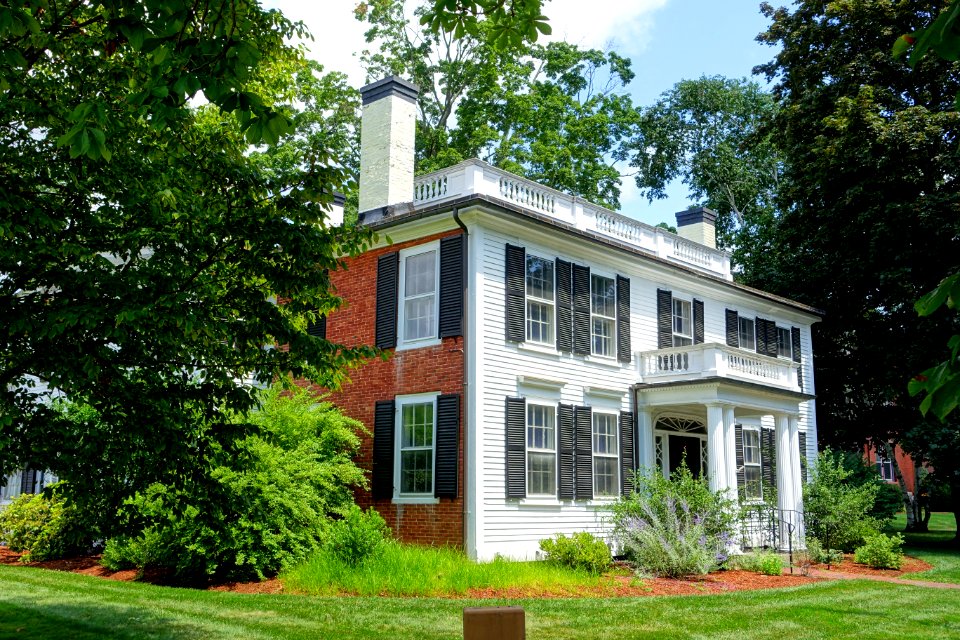 Abbot House - Nashua, New Hampshire - DSC07280