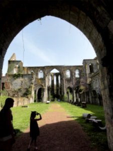 Abbaye d'Aulne 02