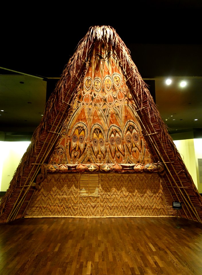 Abelam ceremonial supply house, Kalabu, Papua New Guinea, 1950 - Südseeabteilung - Ethnological Museum, Berlin - DSC00971