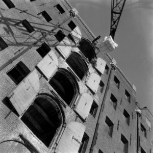 Aanvoer van geimporteerd meel in Amsterdam en het bergen in pakhuizen, Bestanddeelnr 900-9386 photo