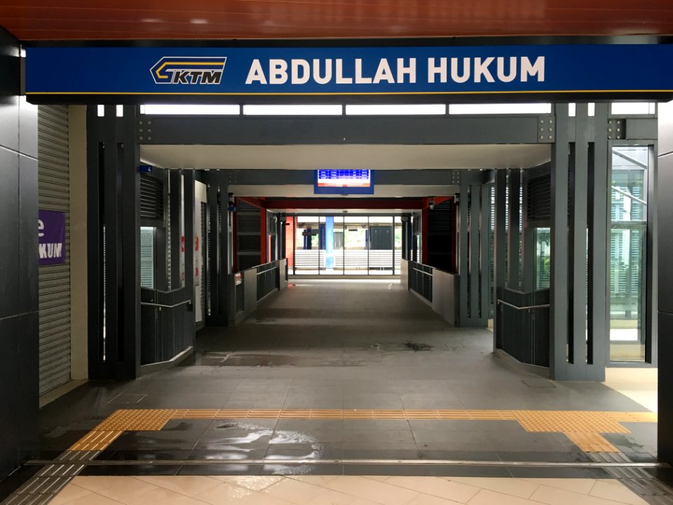 Abdullah Hukum Station KL Eco City-Mid Valley Link 6
