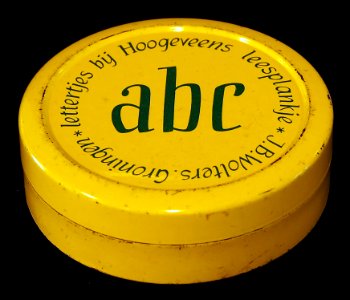 Abc lettertjes bij Hoogeveens leesplankje blikje, foto3