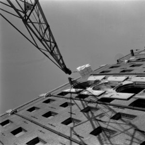 Aanvoer van geimporteerd meel in Amsterdam en het bergen in pakhuizen, Bestanddeelnr 900-9382 photo