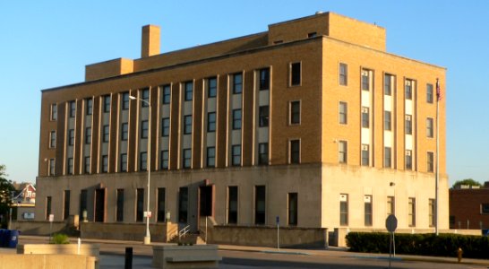 Aberdeen, SD, old post office from NW 1