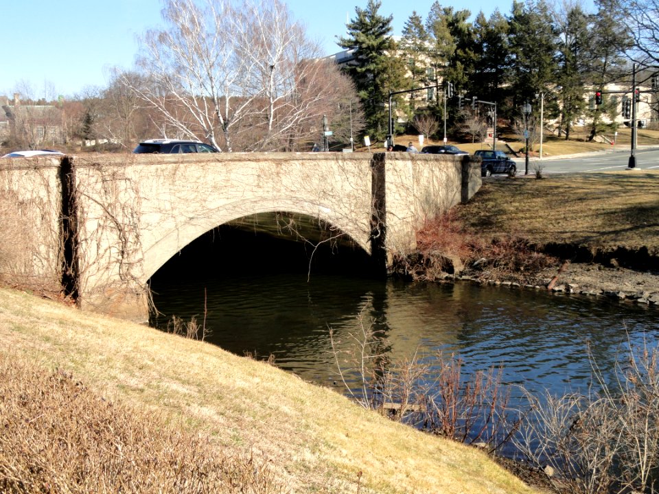 Aberjona River - Winchester, MA - DSC04218