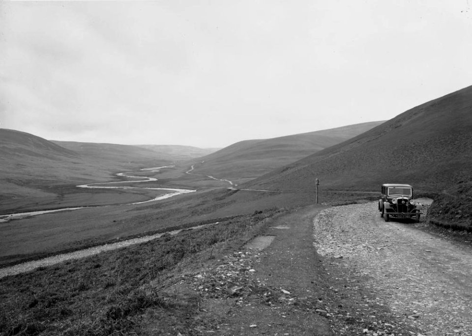 Aberystwyth old road, from near Rhayader (1293972)
