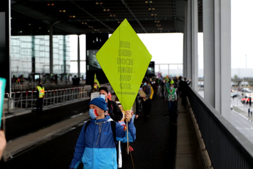 Abgehoben demonstration against BER opening 2020-10-31 40