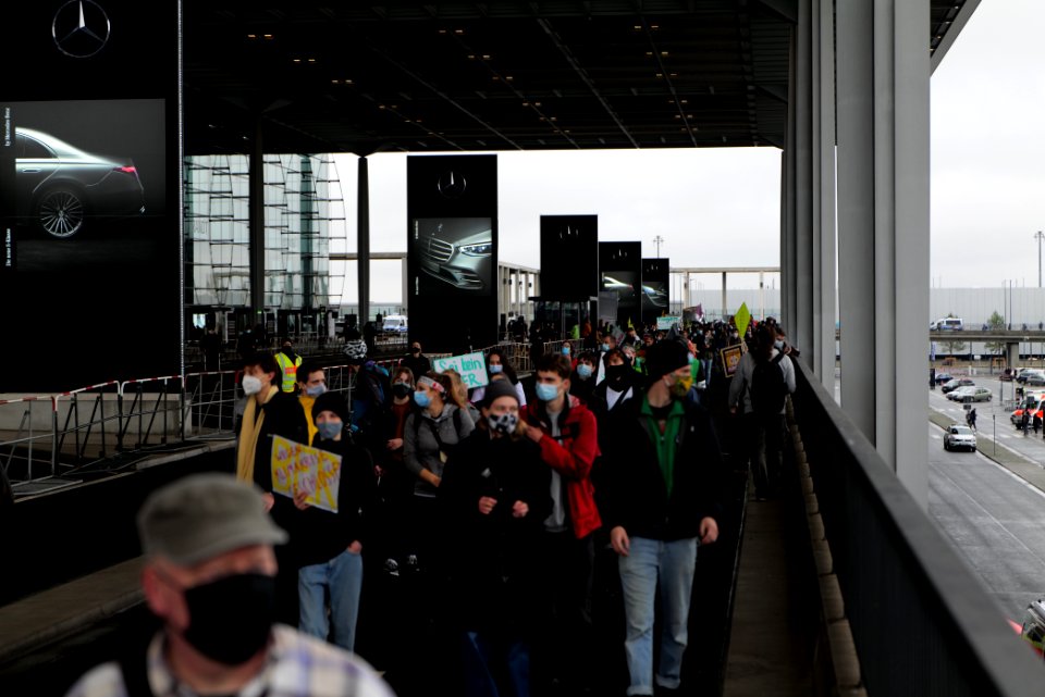 Abgehoben demonstration against BER opening 2020-10-31 37