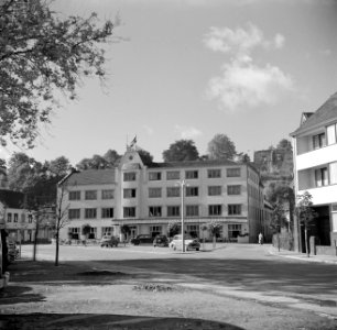 Aanzicht van Hotel Voncken op het Walramplein in Valkenburg, Bestanddeelnr 252-0185