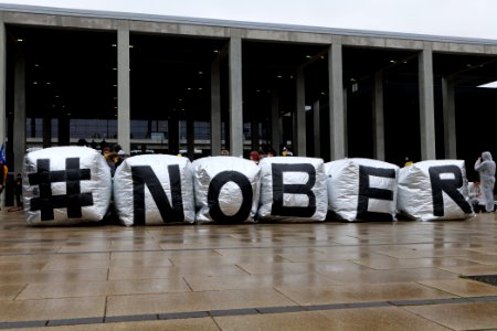 Abgehoben demonstration against BER opening 2020-10-31 117