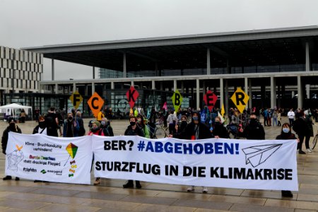 Abgehoben demonstration against BER opening 2020-10-31 106