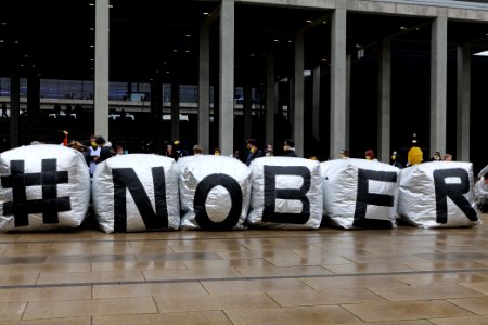 Abgehoben demonstration against BER opening 2020-10-31 116
