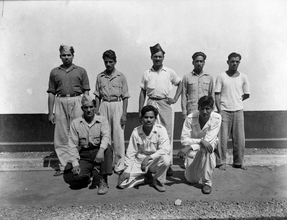Acht voormalige Brits-Indische militairen, die zich in mei 1948 gemeld hebben bi, Bestanddeelnr 14040