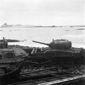 Achtergelaten tanks, Bestanddeelnr 900-5272