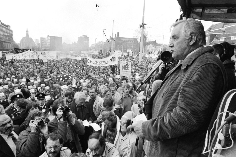 AbvaKabo-voorzitter Jaap van der Scheur aan het woord, Bestanddeelnr 932-7571