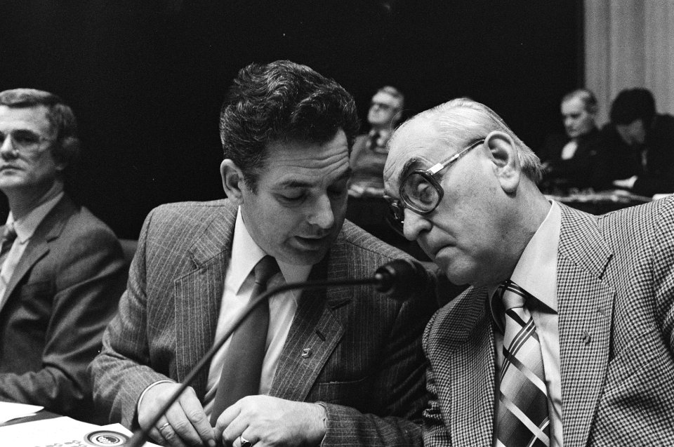 ABVA-KABO congres 1981 Utrecht, 5 en 6 Dutman (kop), 3 en Dutman (r) met H. A. P, Bestanddeelnr 931-3791