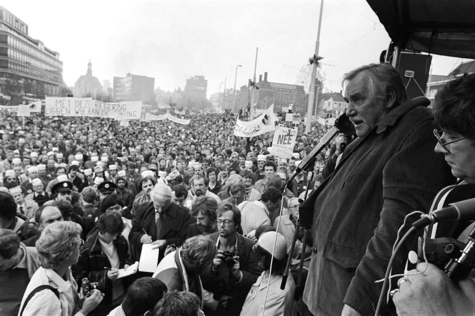 AbvaKabo-voorzitter Jaap van der Scheur aan het woord, Bestanddeelnr 932-7566