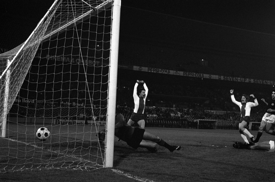 AC Milan tegen FC Magdeburg 0-2, finale Europacup II eerste doelpunt Magdeburg e, Bestanddeelnr 927-1799