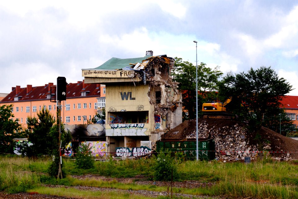 Abriss Stellwerk WL 20140518 1