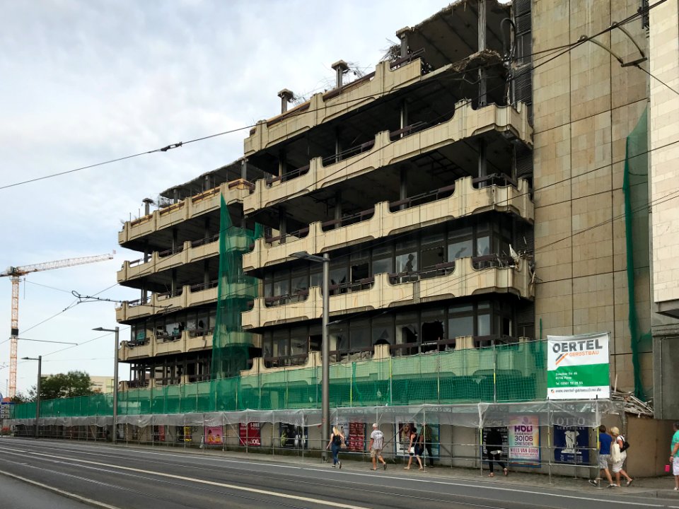 Abriss Fernmeldeamt Dresden am Postplatz