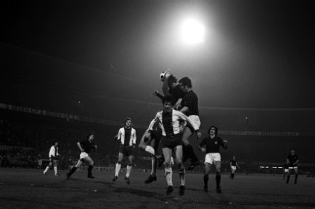 AC Milan tegen FC Magdeburg 0-2, finale Europacup II spelmomenten, Bestanddeelnr 927-1800