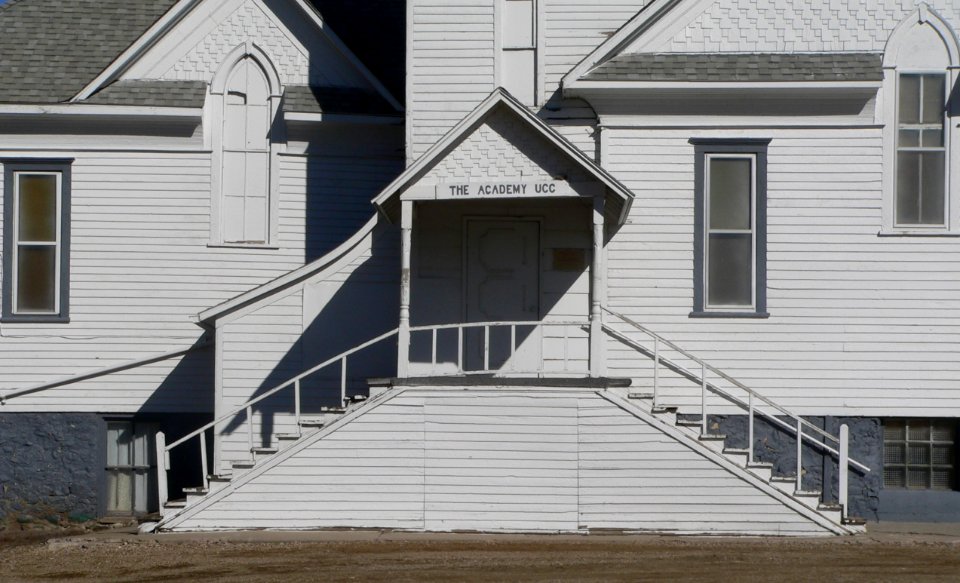 Academy, South Dakota, Church of Christ, S entrance 1