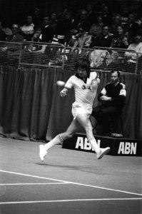 ABN-tennistoernooi in Rotterdam Jimmy Corners in actie, Bestanddeelnr 929-6574