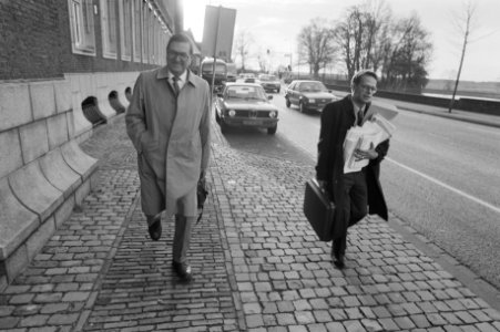 ABP-proces in hoger beroep voor rechtbank in Den Bosch aankomst ir. J. van Zon, Bestanddeelnr 934-1950