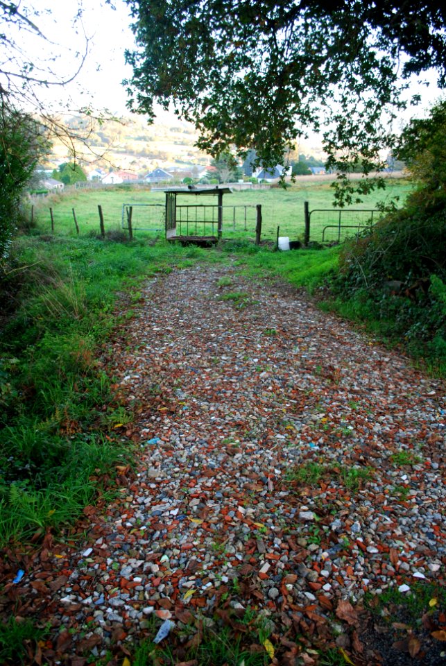 Acceso ao castro de sequeiro Narón wikigalego