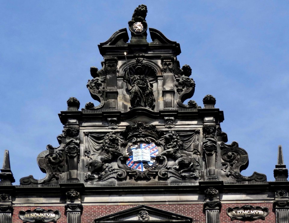 Academiegebouw Groningen geveltop