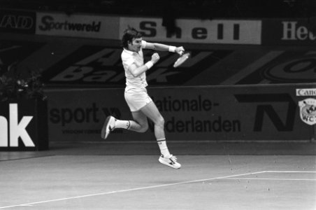 ABN tennistoernooi in Ahoy te Rotterdam, Jimmy Conners aktie tegen Wilkison, Bestanddeelnr 931-3783