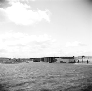 Aanleg van verdedigingswerken in de Waal, Bestanddeelnr 254-0967