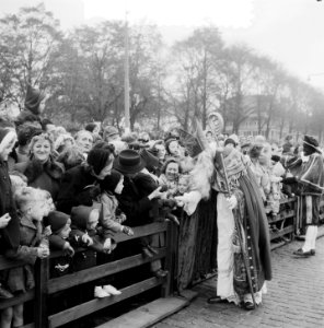 Aankomst Sint Nicolaas in Rotterdam, Bestanddeelnr 906-0969