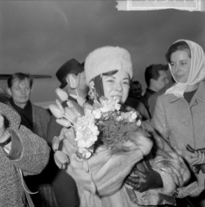 Aankomst Shirley Temple op Schiphol, Shirley Temple, Bestanddeelnr 917-5774