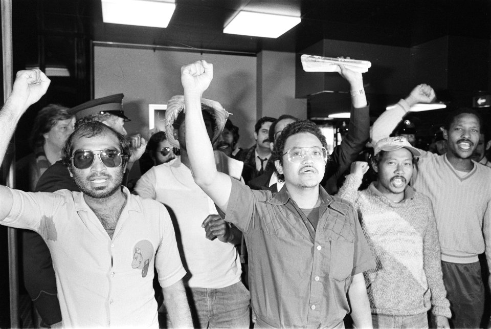 Aankomst tegenstanders van Bouterse die uitgewezen zijn door Frans Guyana de u, Bestanddeelnr 932-9125