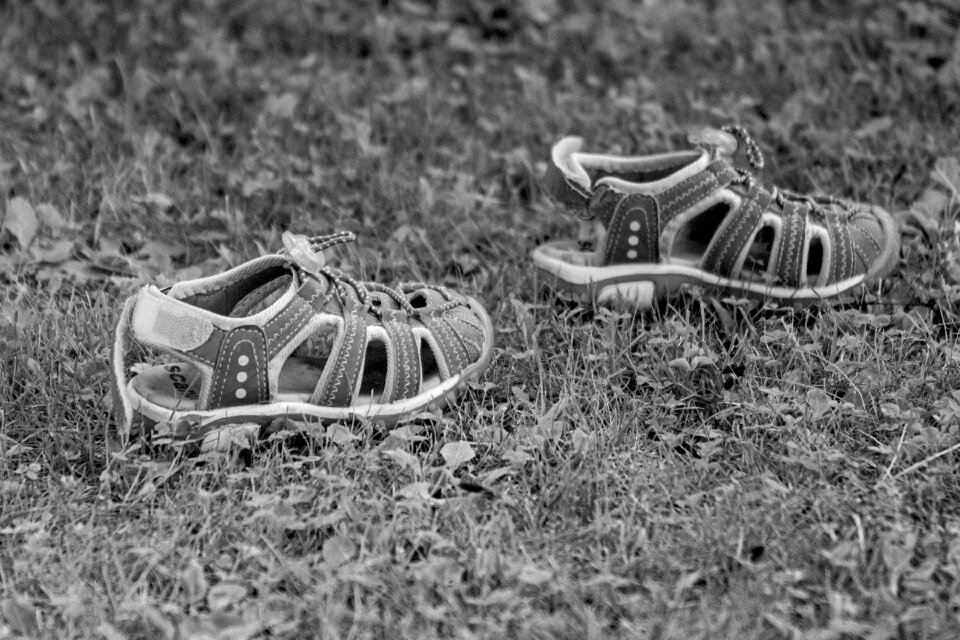 Sandals children's shoes black and white