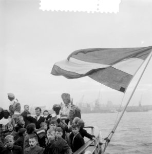 Aankomst Sint Nicolaas in Rotterdam, Bestanddeelnr 906-0959