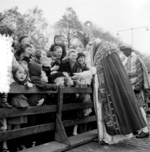 Aankomst Sint Nicolaas in Rotterdam, Bestanddeelnr 906-0966