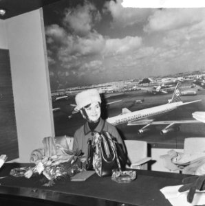 Aankomst Shirley Temple op Schiphol, Shirley Temple, Bestanddeelnr 917-5778