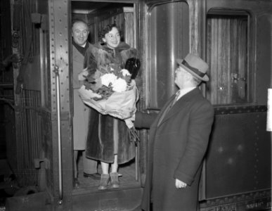 Aankomst schaker Najdorf Argentinie op Centraal Station, Bestanddeelnr 904-2764