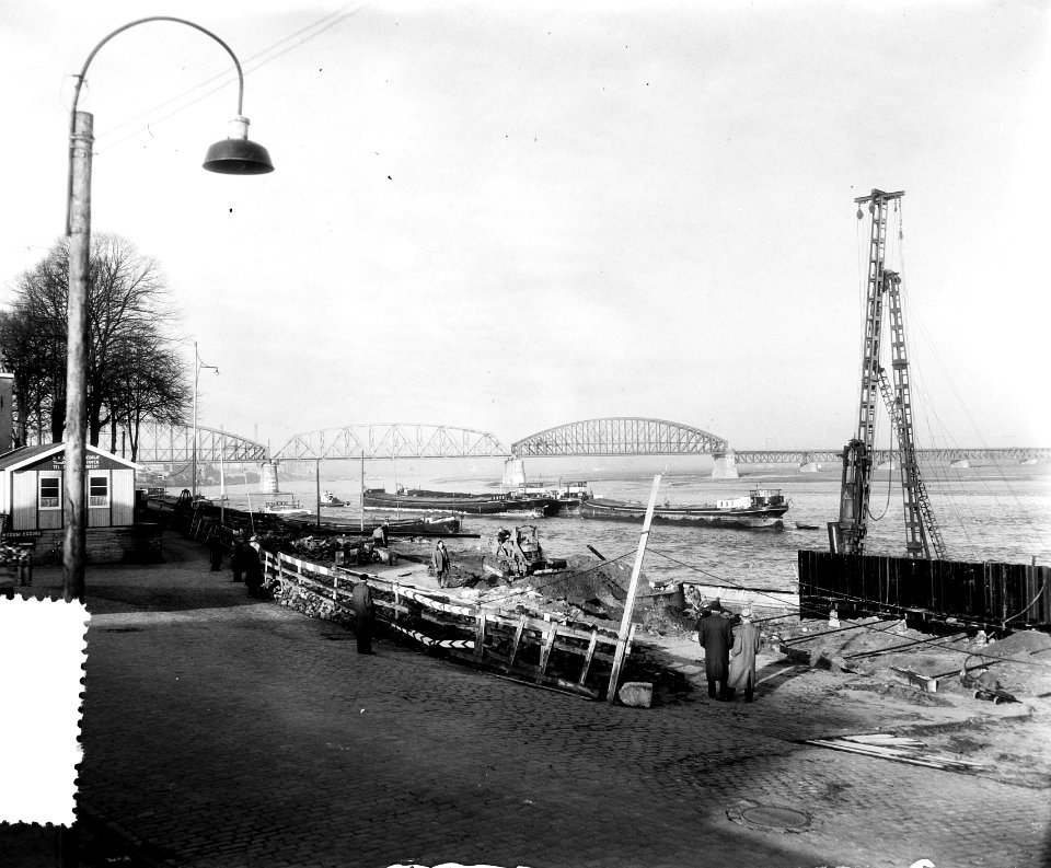 Aanleg kademuren aan Waal bij Nijmegen, Bestanddeelnr 907-4559