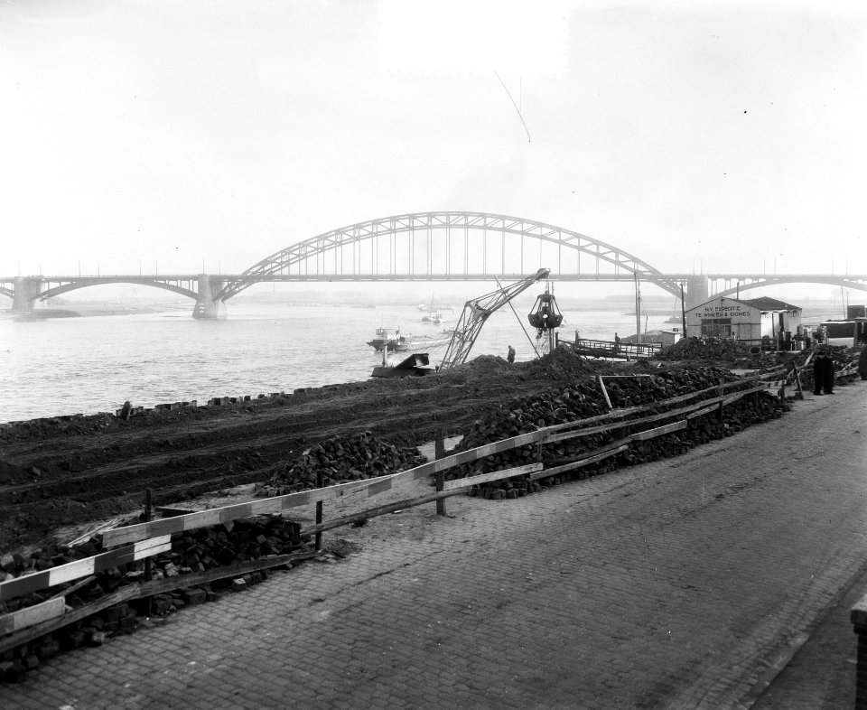 Aanleg kademuren aan Waal bij Nijmegen, Bestanddeelnr 907-4560